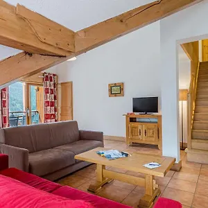 Madame La Cascade Apartment
